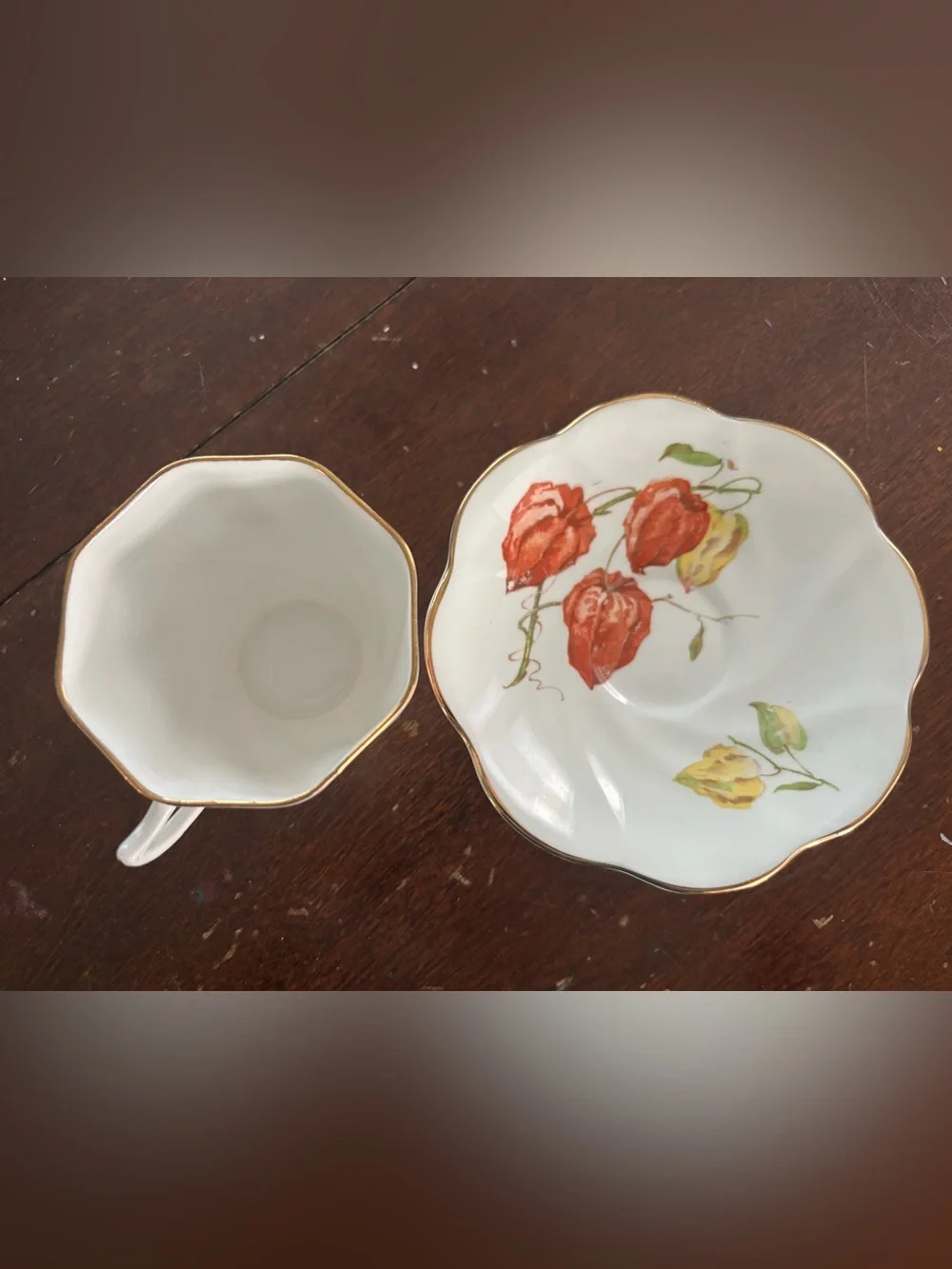 Vintage Royal Albert Crown Fine Bone China TeaCup and Saucer Set - set of 6